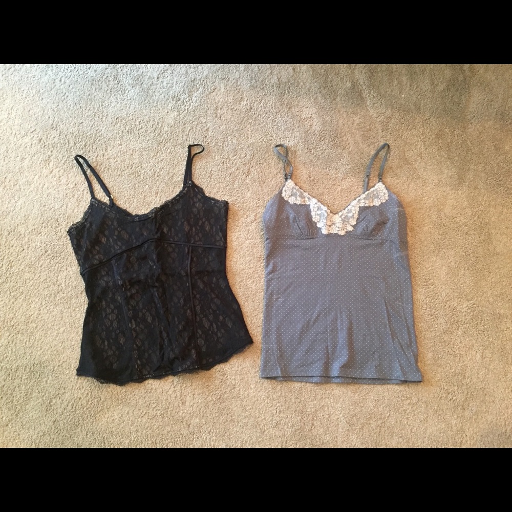 Set of two tanks